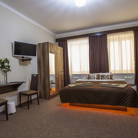 Luxury Air-Conditioned Rooms In Old Town 布拉迪斯拉发 外观 照片