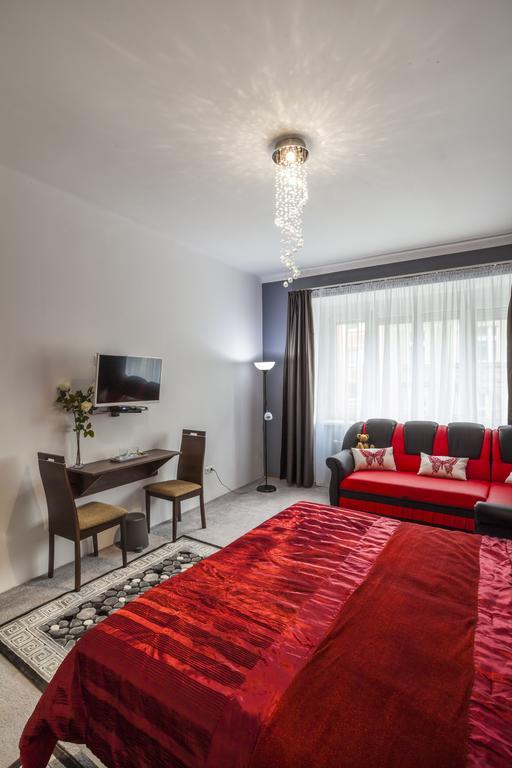 Luxury Air-Conditioned Rooms In Old Town 布拉迪斯拉发 外观 照片